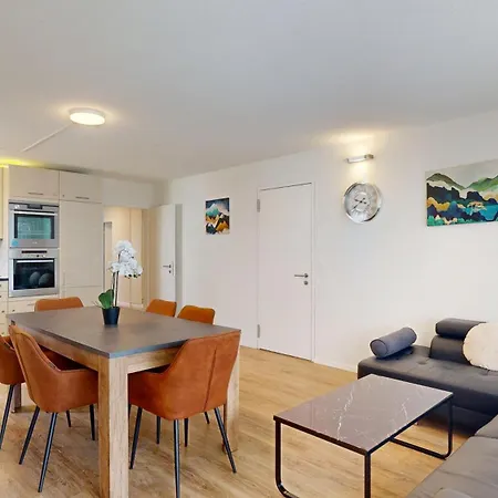 Grosszuegige 4 Schlafzimmer In Bergblick Zentrale Lage * 达沃斯